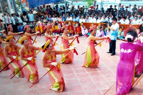 Làng du lịch cộng đồng Chày Lập