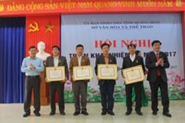 Tuyệt đối không sử dụng xe ô tô công để phục vụ lợi ích cá nhân - 058